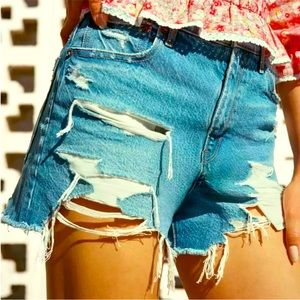 American Eagle AE Denim 90s boyfriend shorts high rise